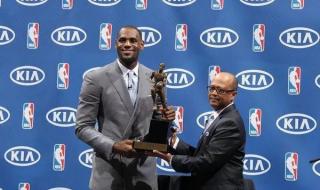 2021-2022nhl常规赛共有几场比赛 2021nba常规赛什么时候开始